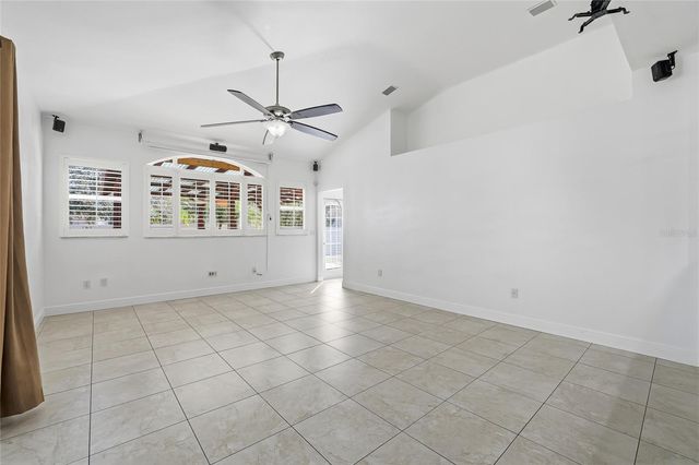 1512 CROOKED STICK DRIVE, Valrico, FL 33596