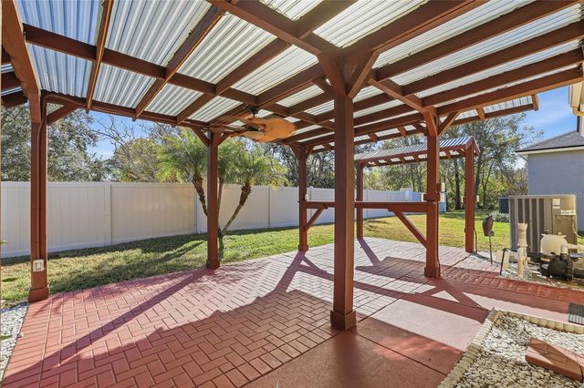 1512 CROOKED STICK DRIVE, Valrico, FL 33596