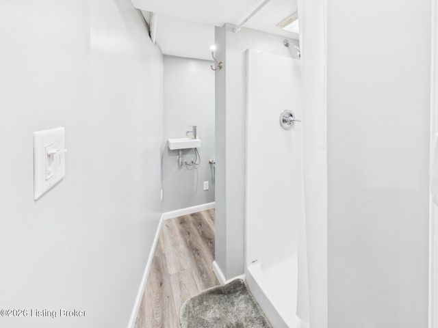 7 Settlers Trace Rd, Louisville, KY 40291