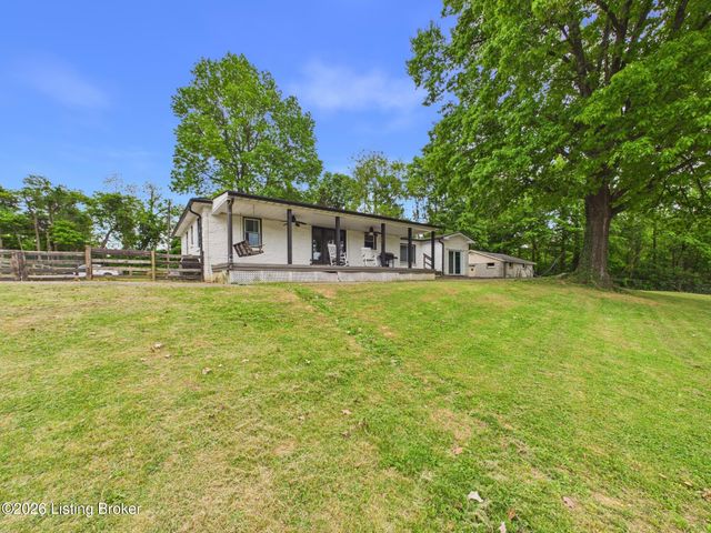 7 Settlers Trace Rd, Louisville, KY 40291