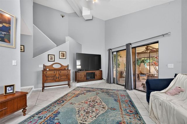 13804 MILL COVE CIRCLE, Tampa, FL 33618