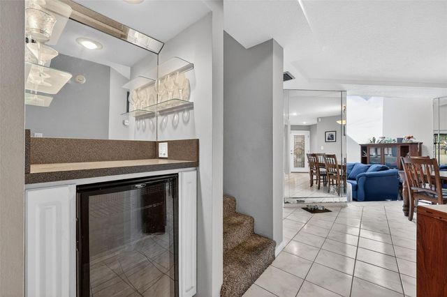 13804 MILL COVE CIRCLE, Tampa, FL 33618