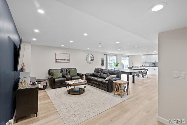 1339 Durham Drive, Herculaneum, MO 63048