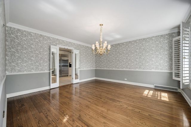 6103 N Kirkwood Avenue, Chicago, IL 60646