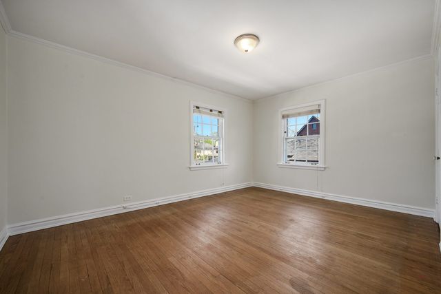 6103 N Kirkwood Avenue, Chicago, IL 60646