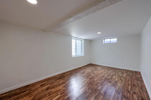 9 PARK CIRCLE DR, Lancaster, PA 17603