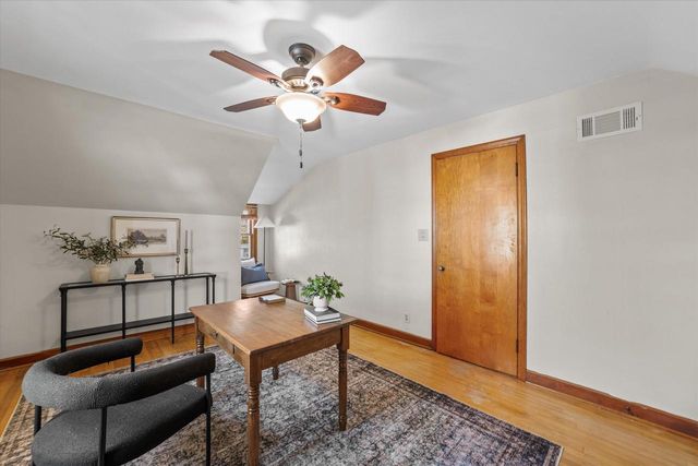 2879 N 79th STREET, Milwaukee, WI 53222