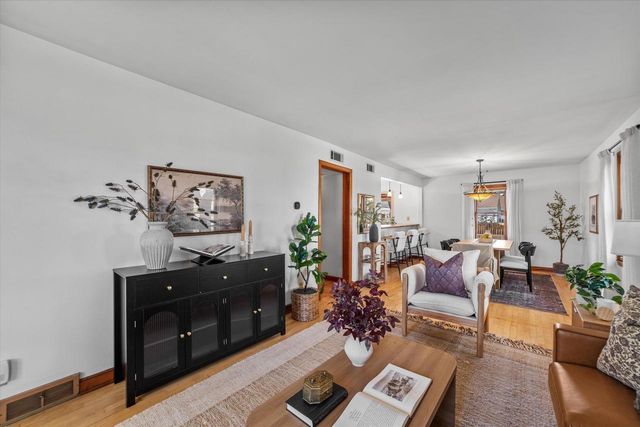 2879 N 79th STREET, Milwaukee, WI 53222