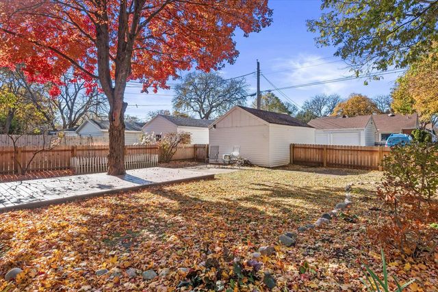 2879 N 79th STREET, Milwaukee, WI 53222