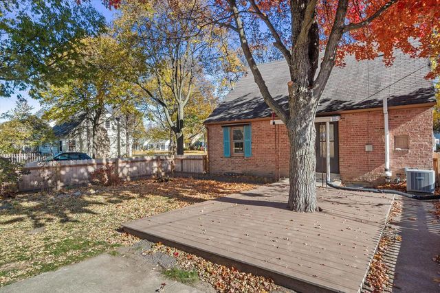 2879 N 79th STREET, Milwaukee, WI 53222