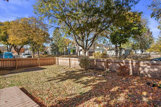 2879 N 79th STREET, Milwaukee, WI 53222