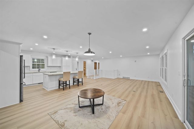 1865 Lindsey Road, Jackson, MI 49201