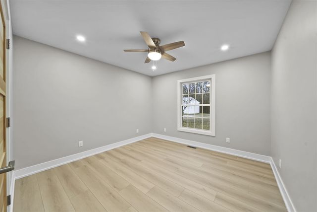 1865 Lindsey Road, Jackson, MI 49201