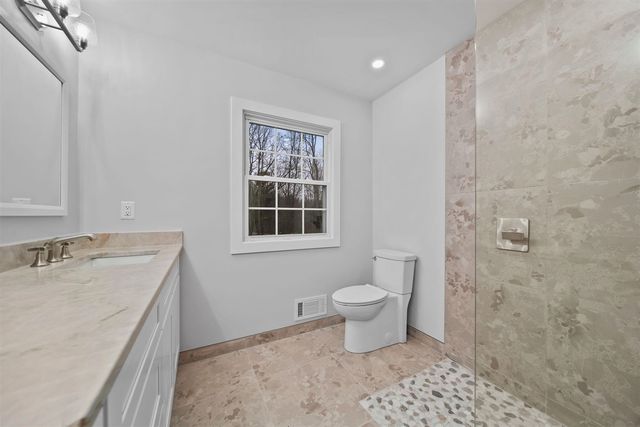 1865 Lindsey Road, Jackson, MI 49201