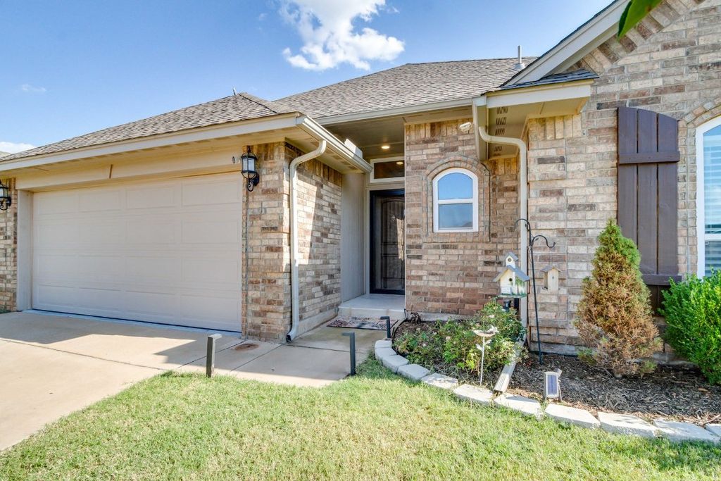 6700 NW 158th Street, Edmond, OK 73013