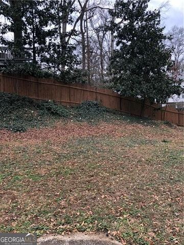 1048 Mantissa Street NW, Atlanta, GA 30318