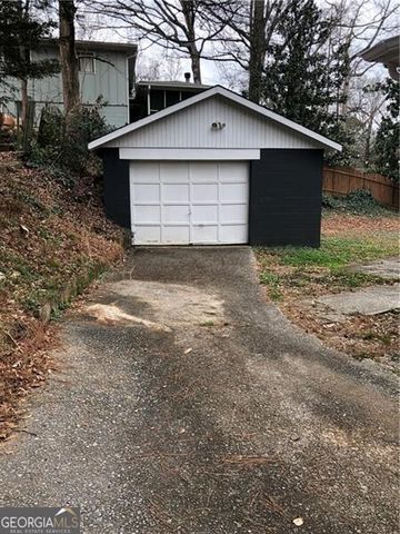 1048 Mantissa Street NW, Atlanta, GA 30318