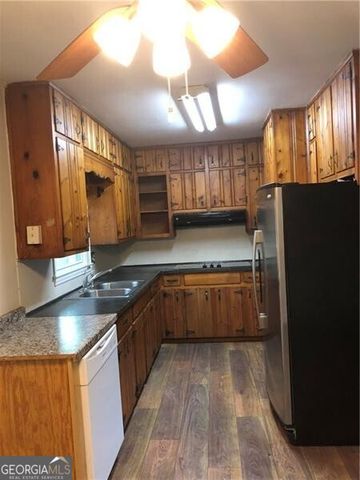 1048 Mantissa Street NW, Atlanta, GA 30318