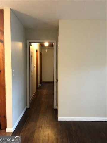 1048 Mantissa Street NW, Atlanta, GA 30318