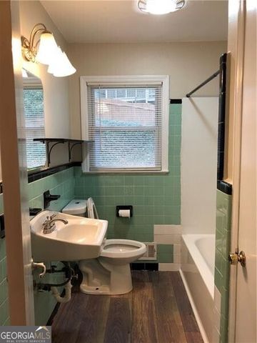 1048 Mantissa Street NW, Atlanta, GA 30318