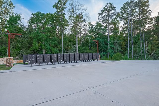 15633 Ridge Rock Road, Willis, TX 77378