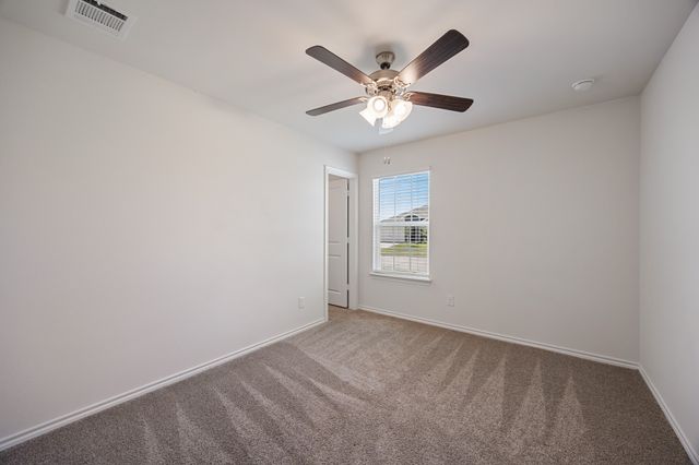 214 Crookedfield Drive, Nevada, TX 75173