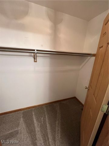 1409 Waters Edge Drive, Akron, OH 44313