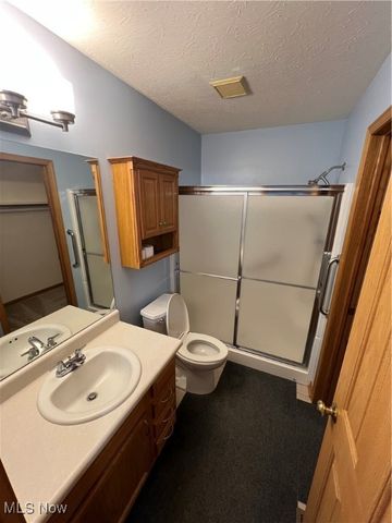 1409 Waters Edge Drive, Akron, OH 44313