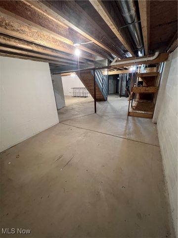 1409 Waters Edge Drive, Akron, OH 44313