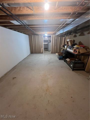 1409 Waters Edge Drive, Akron, OH 44313