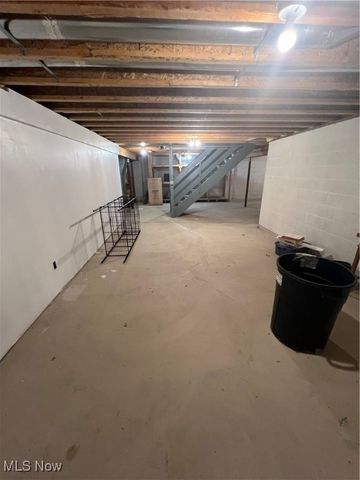 1409 Waters Edge Drive, Akron, OH 44313