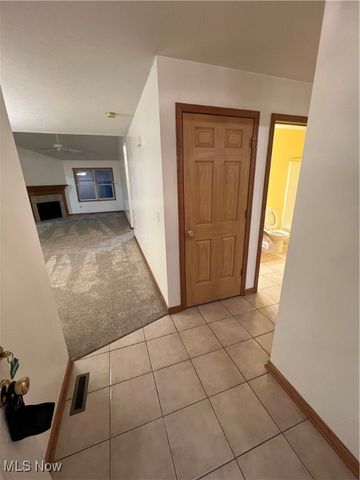 1409 Waters Edge Drive, Akron, OH 44313