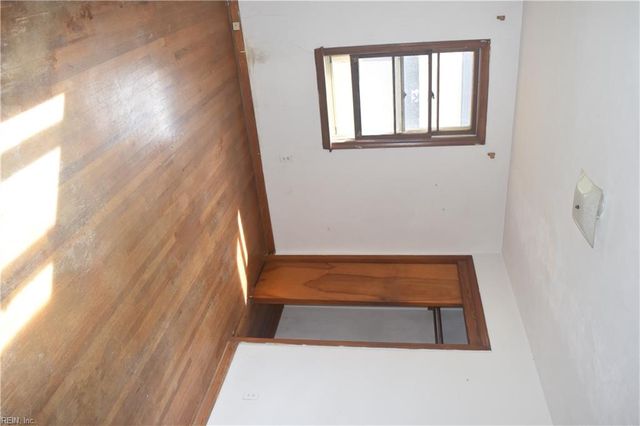 424 Hartsdale RD, Virginia Beach, VA 23462