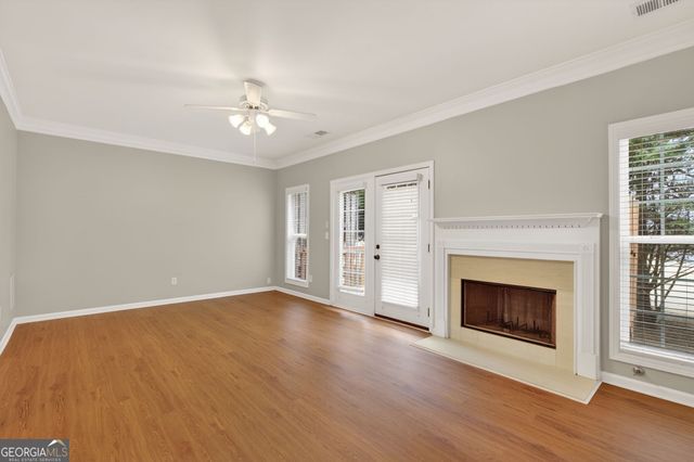 1186 Lake Point Way, Suwanee, GA 30024
