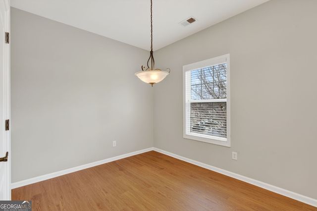 1186 Lake Point Way, Suwanee, GA 30024