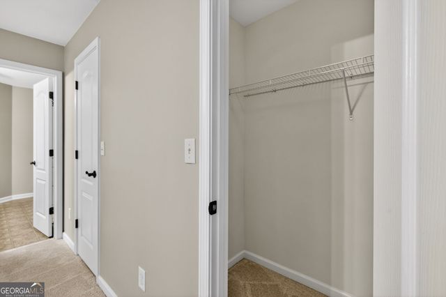 1186 Lake Point Way, Suwanee, GA 30024