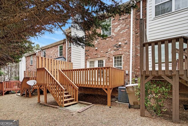 1186 Lake Point Way, Suwanee, GA 30024