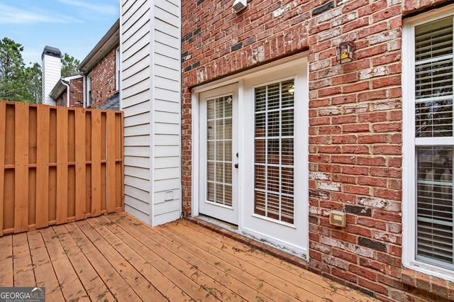 1186 Lake Point Way, Suwanee, GA 30024
