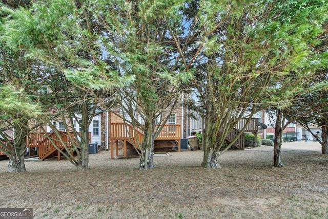 1186 Lake Point Way, Suwanee, GA 30024