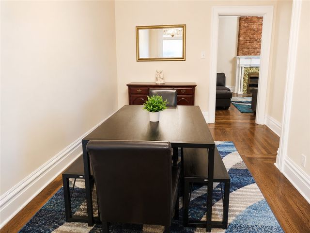 224-226 S Pacific Ave, Friendship Park, PA 15224