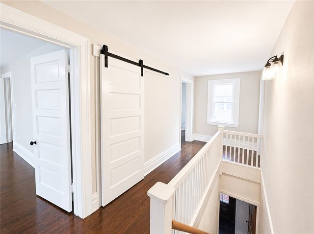 224-226 S Pacific Ave, Friendship Park, PA 15224