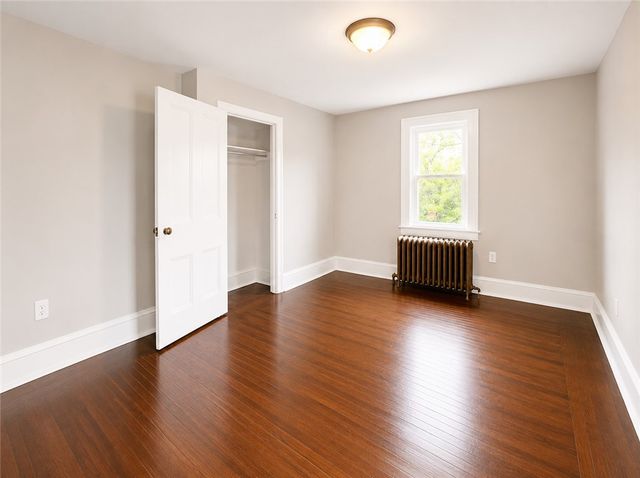 224-226 S Pacific Ave, Friendship Park, PA 15224