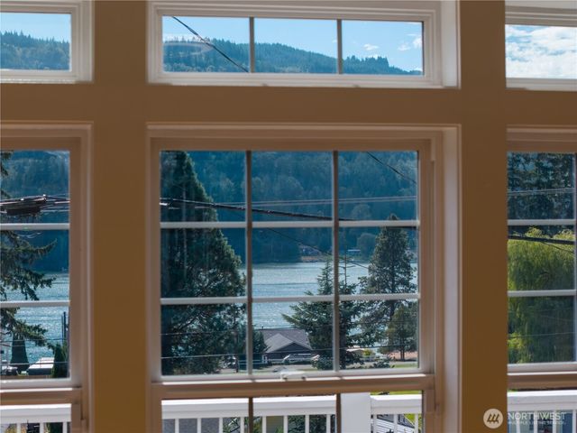 18175 State Route 9, Mount Vernon, WA 98274