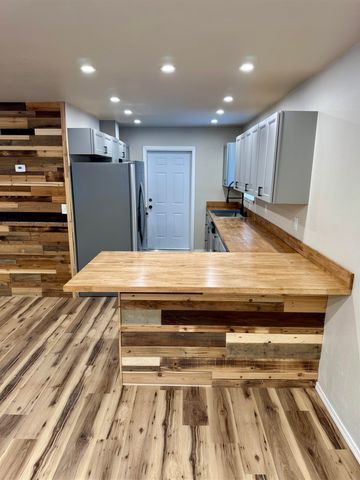 1958 TIMBER TRAIL, North Pole, AK 99705