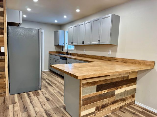 1958 TIMBER TRAIL, North Pole, AK 99705