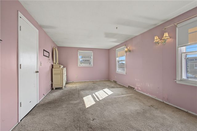 10 Winter Street, Pawtucket, RI 02860
