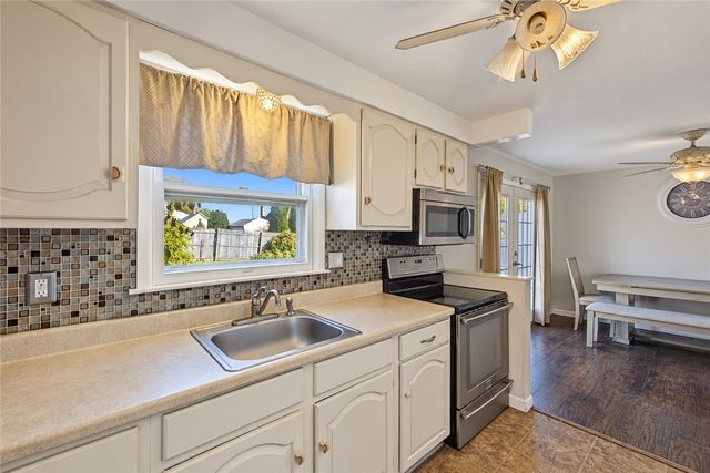 10 Winter Street, Pawtucket, RI 02860