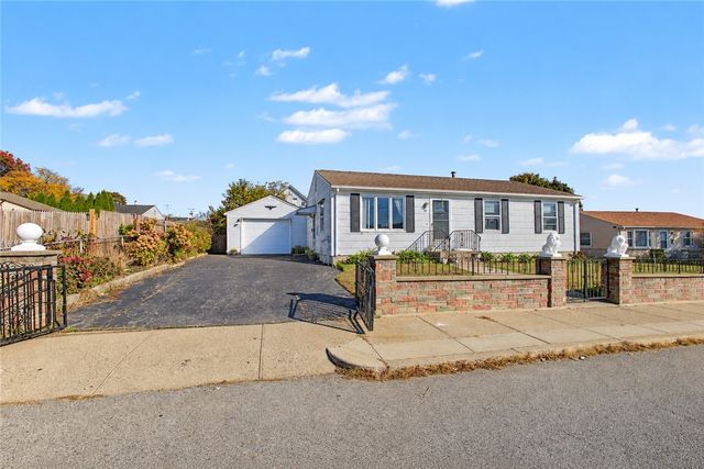 10 Winter Street, Pawtucket, RI 02860