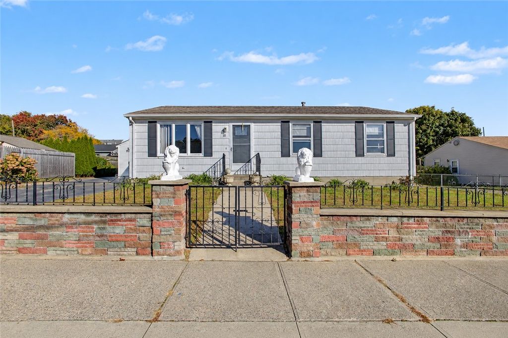 10 Winter Street, Pawtucket, RI 02860