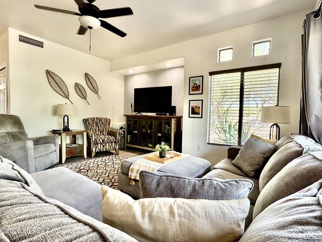 655 W Vistoso Highlands Dr Apt 107, Oro Valley, AZ 85755